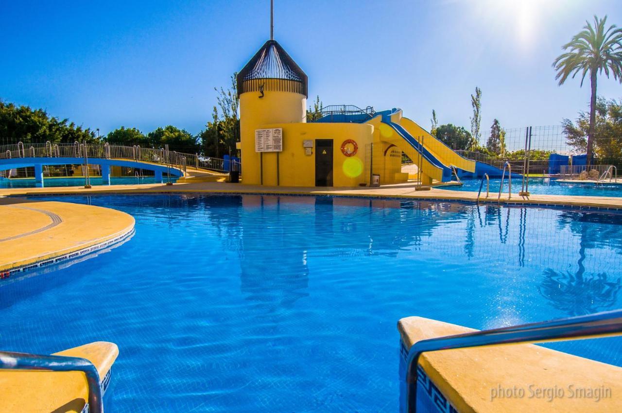 706 Minerva Apartamentos - Vista Al Mar Y La Piscina - Piscina Y Playa Benalmádena Buitenkant foto